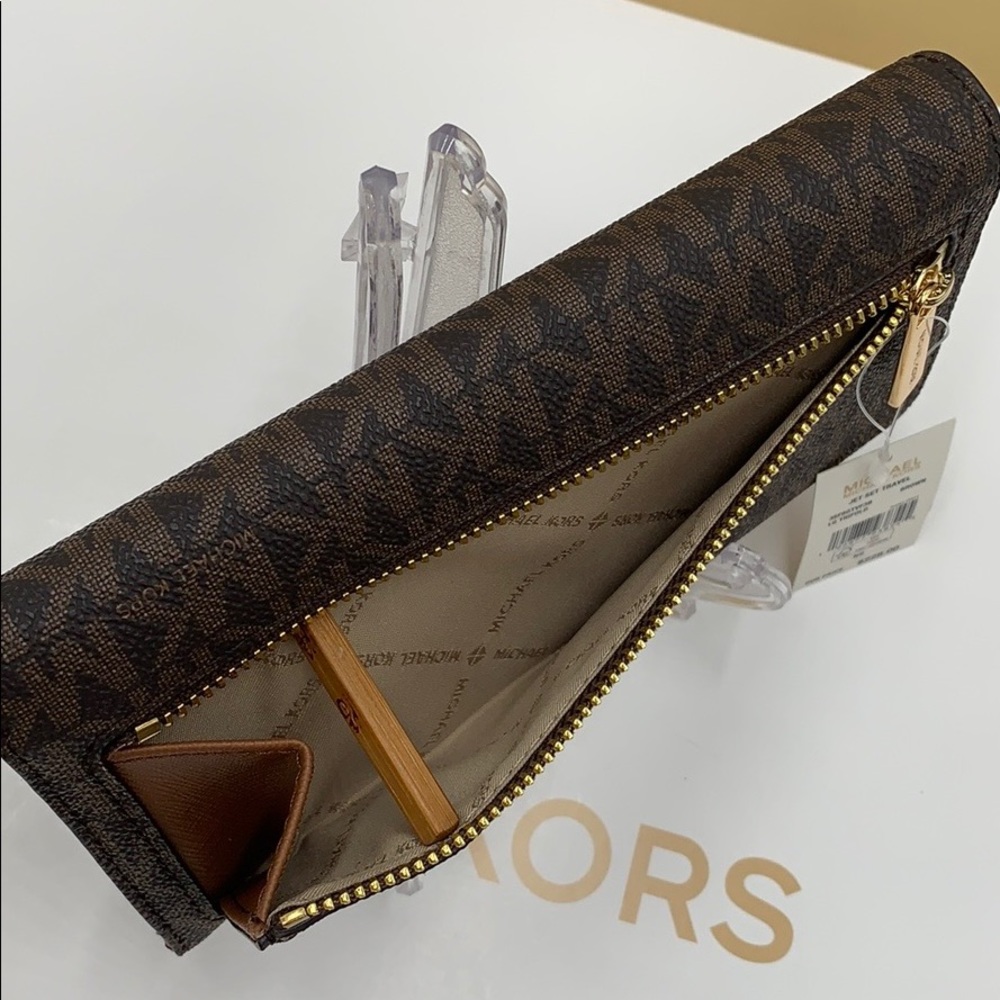 Michael Kors Michael Kors Jet Set Travel Trifold - Picture 8 of 16